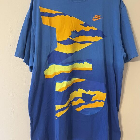 Nike air Shirt Mens 2XL Blue Graphic Tee Regular Fit Swoosh Logo Athletic Sports - Picture 2 of 6